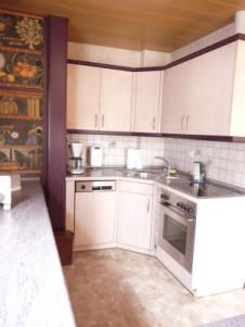 Komplett eingerichtete Kche